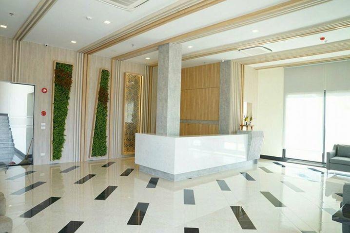 Dusit Grand Condo View Pantai Jomtien Bagian luar foto