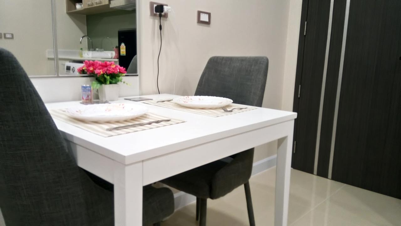 Dusit Grand Condo View Pantai Jomtien Bagian luar foto