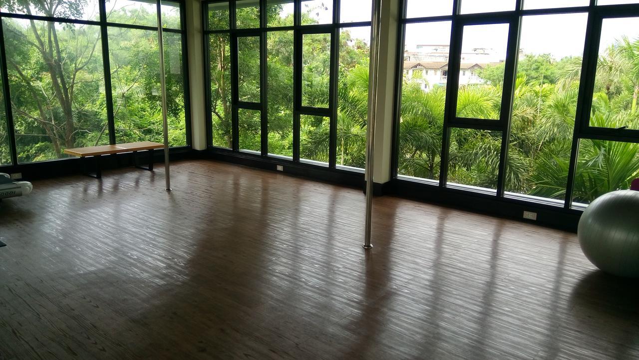 Dusit Grand Condo View Pantai Jomtien Bagian luar foto